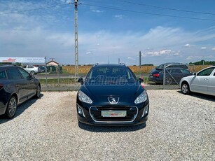 PEUGEOT 308 SW 1.6 e-HDi Active+ (7 személyes ) Navi.Digit Klíma.Üvegtető.Parkradar.Tempomat.Szervizmúlt