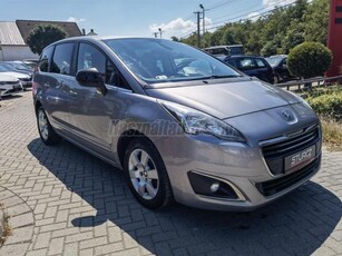 PEUGEOT 5008 1.6 HDi Allure Navi-F1 váltó-Tempomat-Vonóhorog-7 személy!