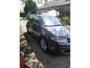 RENAULT MEGANE 1.5 dCi Authentique Plus