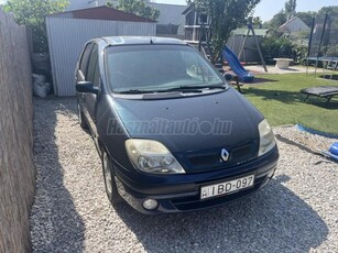 RENAULT SCENIC Scénic 1.4 16V Authentique