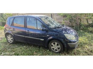 RENAULT SCENIC Scénic 1.9 dCi Dynamique