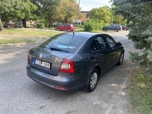 SKODA OCTAVIA 1.6 Ambiente