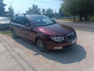 SKODA SUPERB Combi 2.0 CR TDI Elegance 4x4 DSG MAGYARORSZÁGI. CSAK HOSSZÚTÁVON HASZNÁLT!