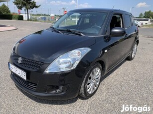 Suzuki Swift 1.2 GS AAC szervizkönyv.klíma.ülés...