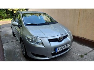 TOYOTA AURIS 1.4 SOL