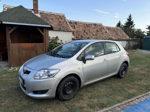 TOYOTA AURIS 1.6 Sol