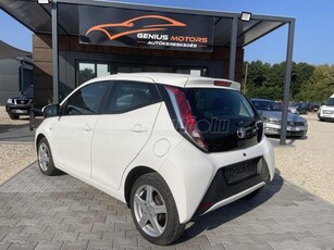 TOYOTA AYGO 1.0 x-play 75000KM!!