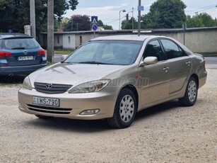 TOYOTA CAMRY 3.0 V6 (Automata) Magánszemélytől