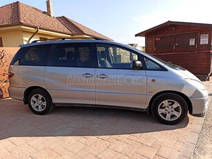 TOYOTA PREVIA 2.0 D-4D Luna új gumik. 7 ülés