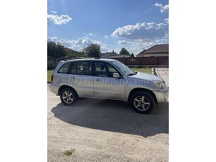 TOYOTA RAV 4 Rav4 2.0 4x4