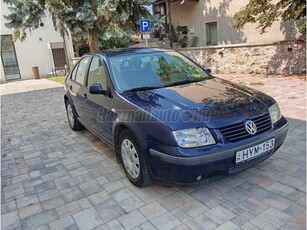 VOLKSWAGEN BORA 1.6 Trendline Friss műszaki