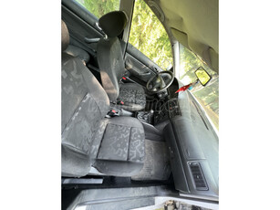 VOLKSWAGEN GOLF IV 1.6