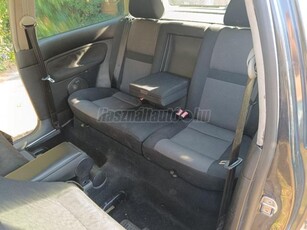 VOLKSWAGEN GOLF IV 1.6 Edition