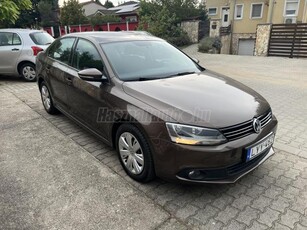 VOLKSWAGEN JETTA 1.4 TSI Comfortline DSG