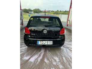 VOLKSWAGEN POLO V 1.2 60 Trendline 6R