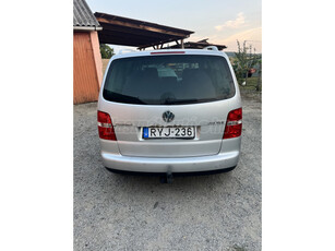 VOLKSWAGEN TOURAN 2.0 PD TDI Trendline