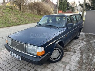 VOLVO 245