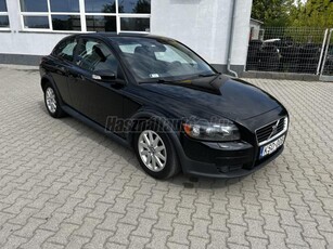 VOLVO C30 2.0 D Momentum