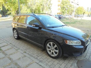 VOLVO V50 1.6 D Momentum