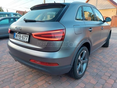 AUDI Q3 2.0 TDI DPF quattro S-tronic