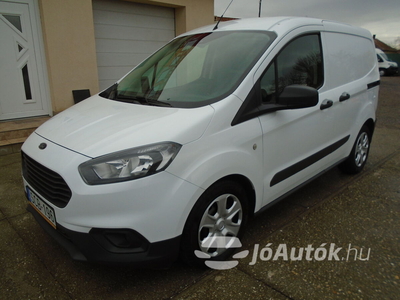 FORD Courier
