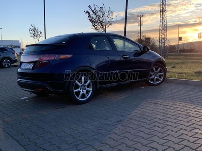 HONDA CIVIC 1.8 Sport