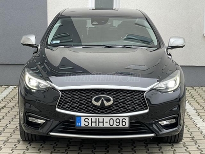 INFINITI Q30 2.2d Premium AWD DCT 360 Fokos Kamera.Navigáció.Tolatókamera.Ülésfűtés.Digitklíma.Sávtartó.Bi-Xenon