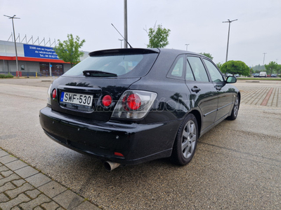 LEXUS IS 300 Sport Cross Sport (Automata)