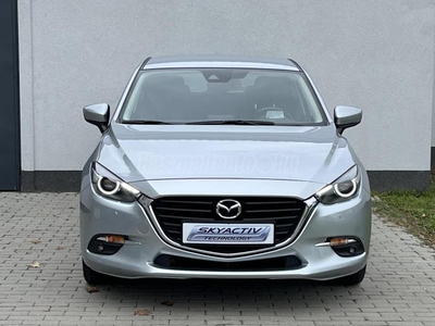 MAZDA 3 Sport 2.0 Takumi Navi/Kamera/LED/HUD/Ülés-Kormányfűtés/18-as Alu/Balesetmentes/Szervizkönyves/49