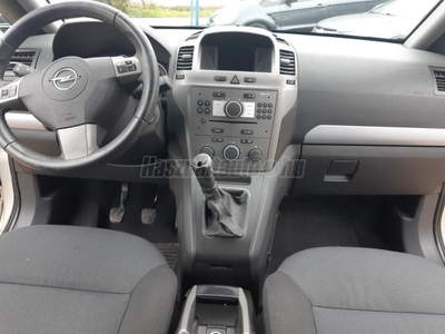 OPEL ZAFIRA B 1.8 Cosmo 7 SZEMÉLYES