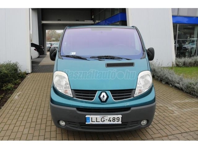 RENAULT TRAFIC 2.0 dCi L1H1P1 Passenger