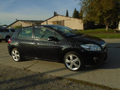 TOYOTA AURIS 1.8 HSD Sol (Automata) 189000 KM