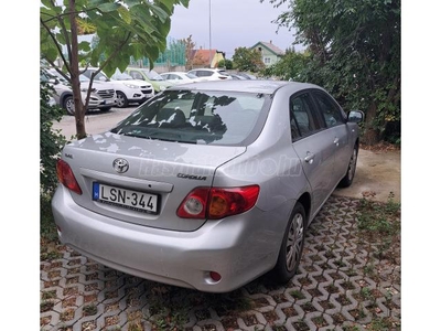 TOYOTA COROLLA Sedan 1.4 Luna