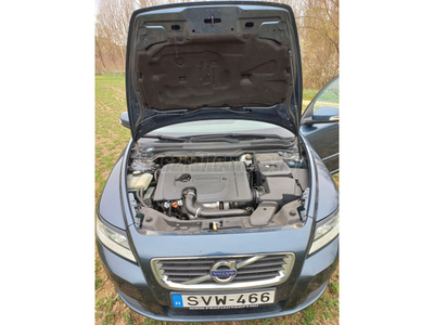 VOLVO V50 1.6 D DRIVe