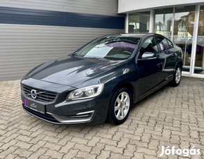 Volvo S60 1.6 D [D2] Momentum Garanciával!