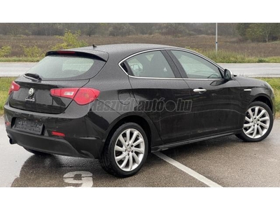 ALFA ROMEO GIULIETTA 1.4 TB Distinctive QV-Line/Pdc/Xenon/Bőr