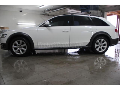 AUDI A4 Allroad 2.0 TDI quattro S-tronic 120.000 km-nél számlával igazolható vezérléscsere! Magyarországi 3. tulajdonos