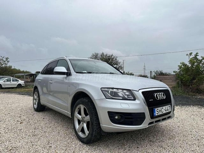 AUDI Q5 3.0 TDI DPF quattro S-tronic ÁLLOFŰTÉS-S-LINE.-VONOHOROG