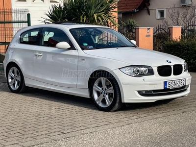 BMW 123d (Automata) Bi-Xenon.Napfénytető.Tempomat.PDC.Félbőr