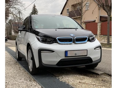 BMW I3 120Ah (Automata) Bőrbelső. tolatókamera. ülésfűtés ÁFÁS