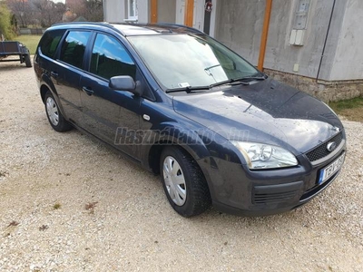 FORD FOCUS 1.4 Trend