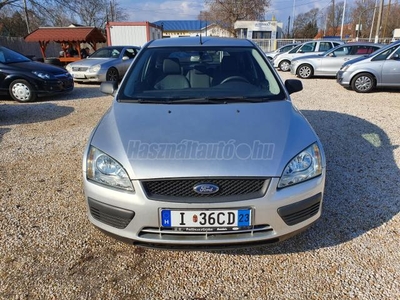 FORD FOCUS 1.6 Collection KLÍMA/TOLATÓRADAR/FRISS MŰSZAKI VIZSGA!