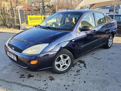 FORD FOCUS 1.6 Ghia