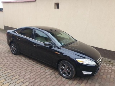 FORD MONDEO 2.0 FFV Ghia