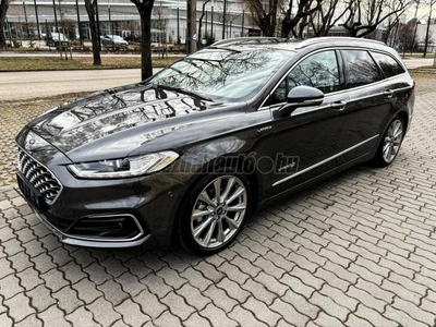 FORD MONDEO 2.0 FHEV Vignale eCVT Kombi!/Kanyarkövető LED/Elektromos csomagtér ajtó/Bőrülések/Önbeparkolás