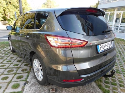 FORD S-MAX 1.5 EcoBoost Titanium [7 személy] Magyarországi! Szervizkönyves! Garantált Km!