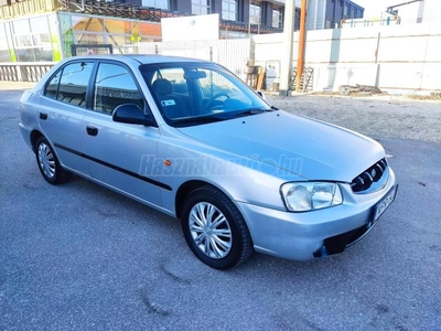 HYUNDAI ACCENT 1.5 CRDi LS Cool TÉLI-NYÁRI KERÉK ! VONÓHOROG !