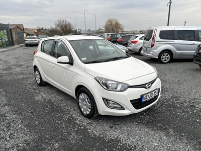 HYUNDAI I20 1.25 Comfort Végig vezetett sz.könyv! 2 gyári kulcs!