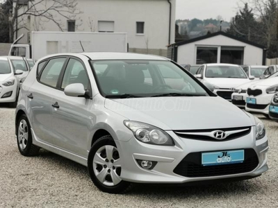 HYUNDAI I30 1.4 DOHC Classic