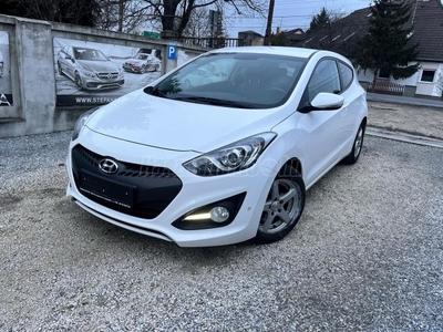 HYUNDAI I30 1.4i Business 1.tulajdonostól!2x digitklíma!Tempomat elől-hátul!Ülésfűtés!1 nap alatt elvihető